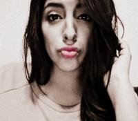 hollister_chick