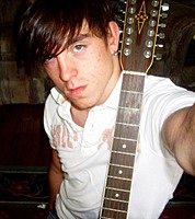 independent_emo_boy