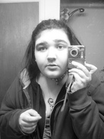 SHYELLE.