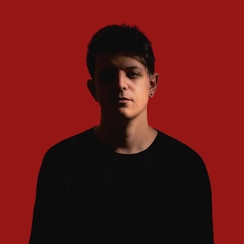 KUURO"